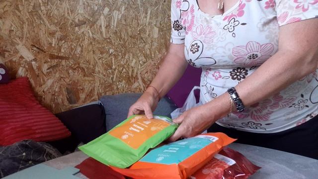 ЖИЗНЬ за ГОРОДОМ в Деревне. РАСПАКОВКА из Магазинов , три месяца рабаты в этих сумках