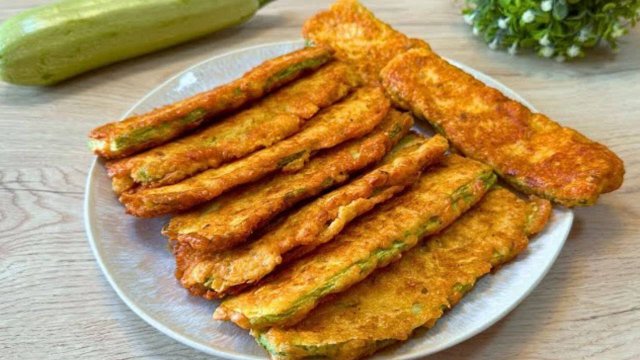 Вкусная закуска, кабачки в кляре