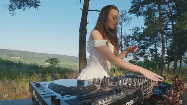 Evrika - Live Forest DJ Set Melodic Techno & Progressive House