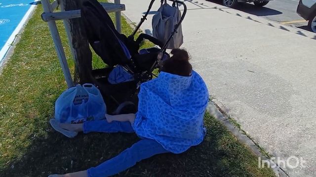 Решили с утра на пляж.