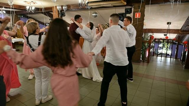 Анастасия Бут - ведущая счастливых событий