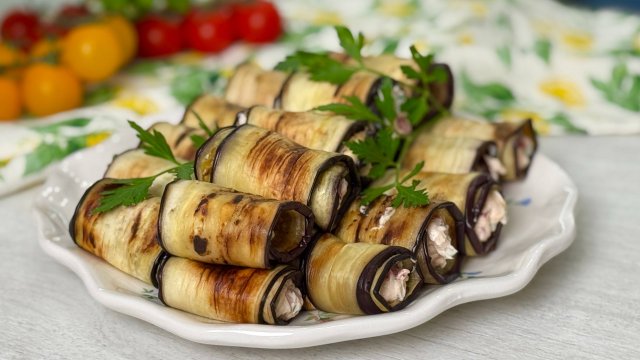 Любимый рецепт из баклажанов. Рулетики из баклажанов