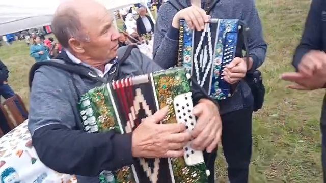 Гармонист жжет! А вы так можете?!