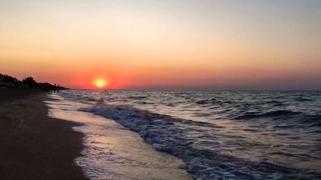 ЗАКАТ! Море! Морской прибой ! Азовское море.
