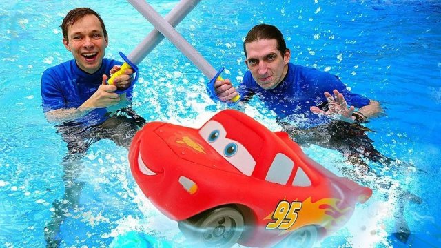 Игрушки в бассейне: Спасательная миссия от Акватима