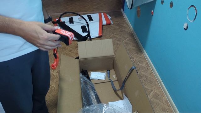 Распаковка и обзор сапборда Koi Funwater (Feath-R-Lite): Готовимся к морскому отдыху!