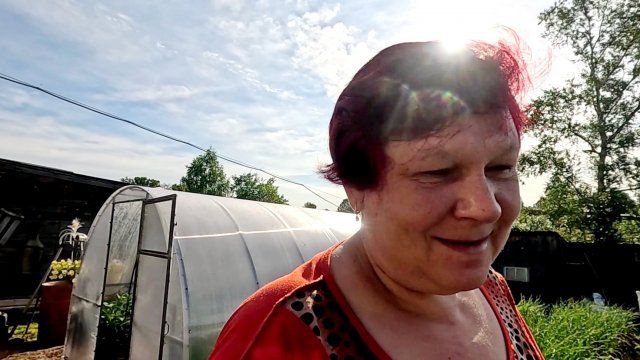 Сама к нам пришла, с нами и останется..