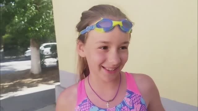 Море и компот в бокале