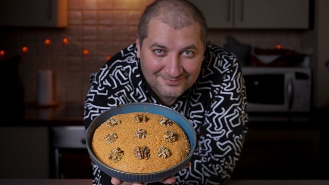 Морковный салат с грузинским акцентом. Вкусный салат с грецкими орехами.
