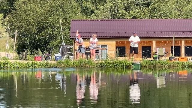 Утренние поимки на водоеме