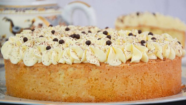 🎂 Знаменитый ТОРТ "ТРИ МОЛОКА" — ТАЕТ ВО РТУ! Влажный, нежный, САМЫЙ ПРОСТОЙ рецепт без заморочек!