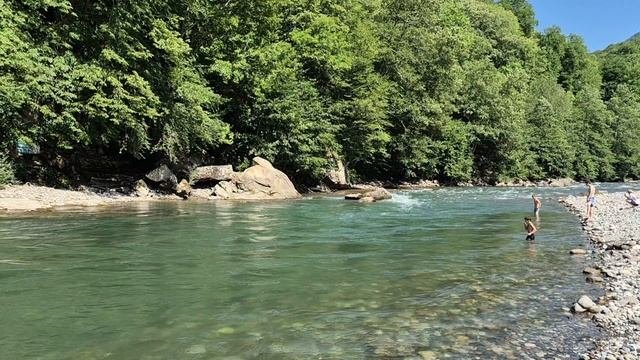 НАШЛИ ШИКАРНОЕ МЕСТО ДЛЯ ОТДЫХА...Я ТАК ПОЖАЛЕЛА ЧТО НЕ ВЗЯЛА 🥰😁