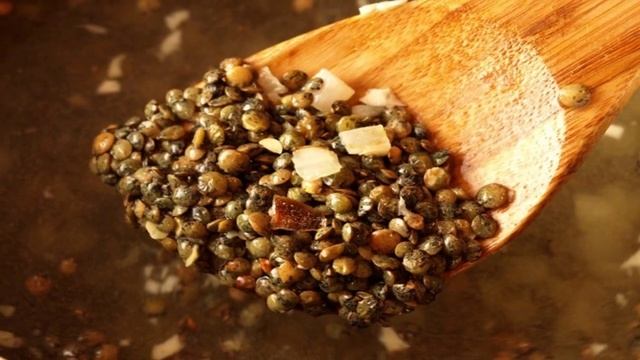 Cалат из чечевицы