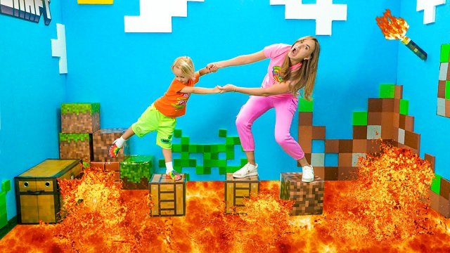 Влад и Ники. Крис и Мама - 100 слоев видеоигр! Челлендж!
