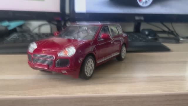 Обзор модели Porsche Cayenne Turbo в масштабе 1/24 от Welly