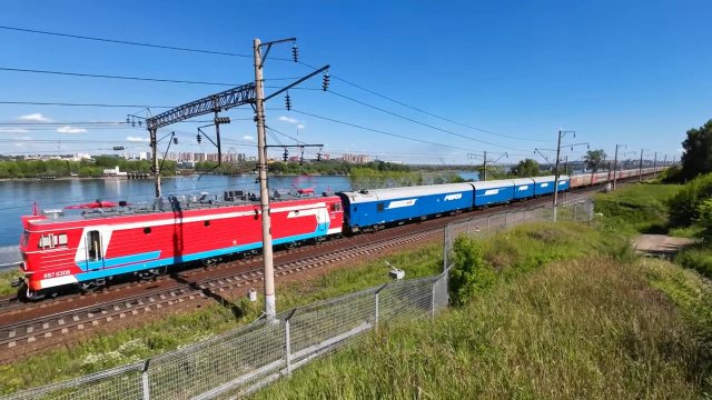 Поезда России: грузовые и пассажирские поезда РЖД в Иркутске летом 2025 | Транссиб