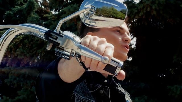 Слава и Серж-«Мы разные» (Премьера клипа 2025)