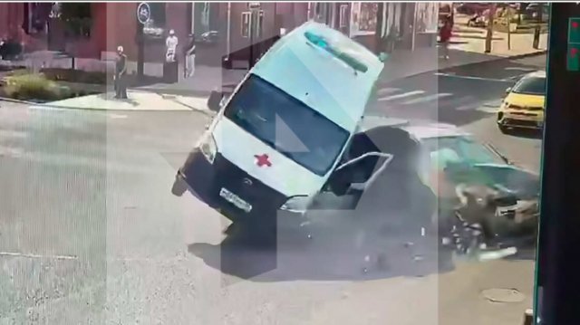 Аварии и ДТП НА ДОРОГАХ — не уступил и получил подборка на видео регистратор