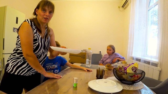 УСТРОИЛИ ДЕТЯМ ПРАЗДНИК. ВСЕ ТАКИ СДЕЛАЛИ ПО СВОЕМУ. Из города в деревню 843 серия