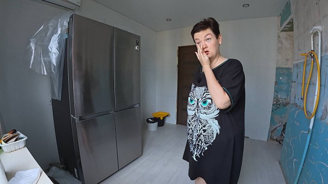 Чуда не случилось, ЖЕСТЬ с обоями! Аж до СЛЁЗ, Что делать не знаю( Ждём ЭЛЕКТРИКА! СЮРПРИЗЫ! Влог