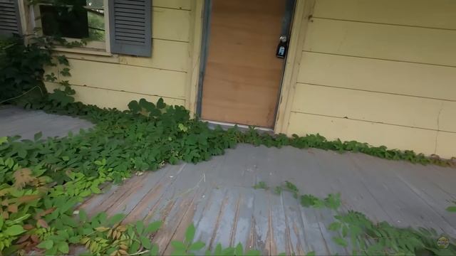 В одном доме был притон, в другой не проехать