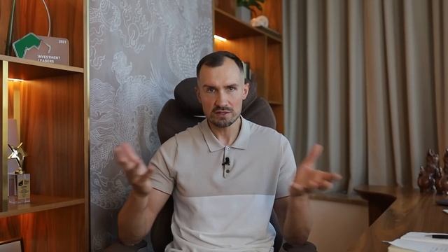 КАК СОХРАНИТЬ ДЕНЬГИ ДО КОНЦА 2025 ГОДА И ЗАРАБОТАТЬ? Депозиты, вклады или акции - что выбрать?