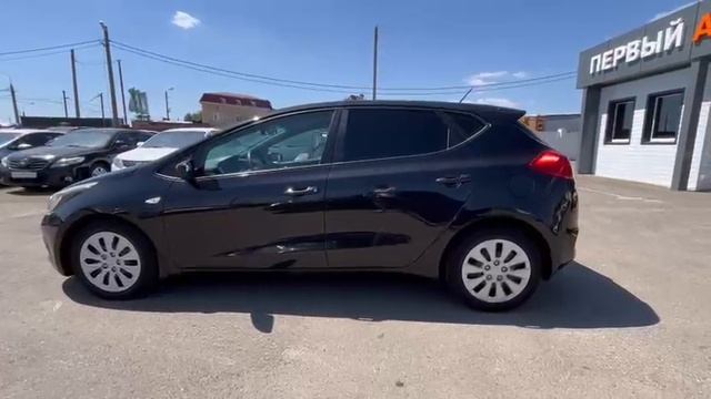 Kia  Ceed 2013 черный XWEHN512AE0005974