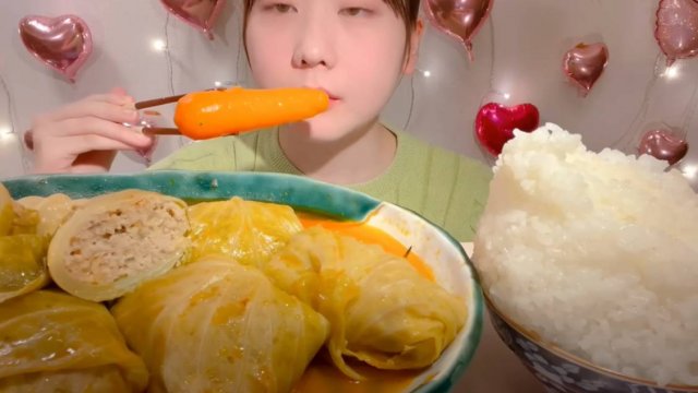 🔥🍲 Мукбанг и Mukbang: 10 Голубцов за раз и Гора Риса 🍲🌾