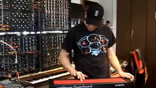 Электронные музыкальные инструменты. Автор видео: Звуки и голоса@Звукииголоса