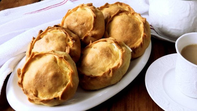 Элеш с курицей и картофелем. Татарская национальная выпечка.