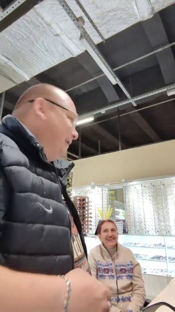 Выбрали очки в оптике 🤓  #оптика #оптика_гусь #очкипослесахара