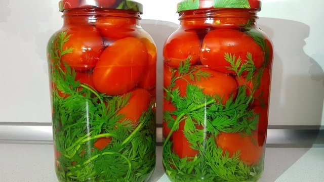 ПОМИДОРЫ НА ЗИМУ ,КОТОРЫЕ ВЫ ПОЛЮБИТЕ С ПЕРВОЙ БАНКИ!!!Помидоры с Морковной Ботвой!!!