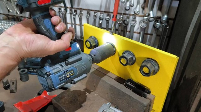 Сможет ли гайковёрт DEVETECH CIW-500 дожать гайку затянутую моментом 500НМ ?