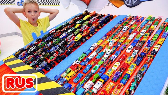 Влад и Ники собирают коллекцию игрушечных машинок | Hot Wheels Monster Trucks! Видео для детей!