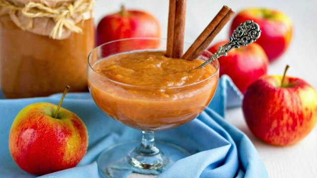 🍏 Яблочное пюре без сахара — идеальная зимняя заготовка за 1 час!