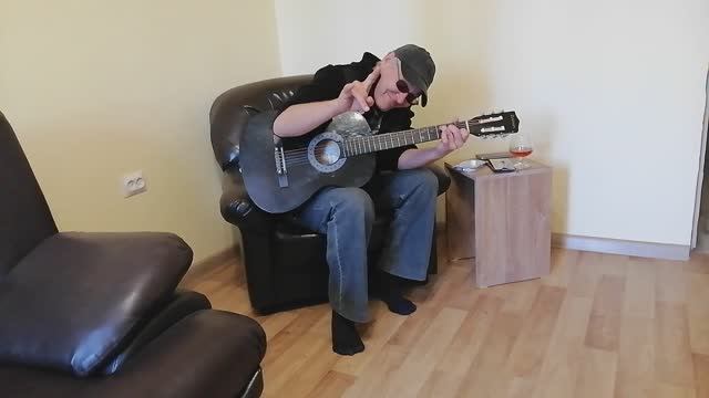 Коробка с карандашами