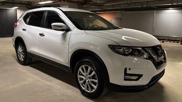 Nissan X-Trail; 2,0 AT; 2021; Белый