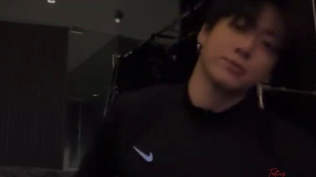 Чонгук на Weverse live