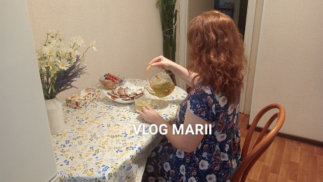 ВИДЕТЬ КРАСОТУ В ОБЫЧНЫХ ВЕЩАХ ПРИНОСИТ В ДОМ  СЧАСТЬЕ.