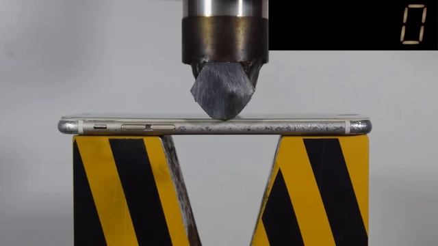 HYDRAULIC PRESS VS THE STRONGEST PHONE NOKIA3310