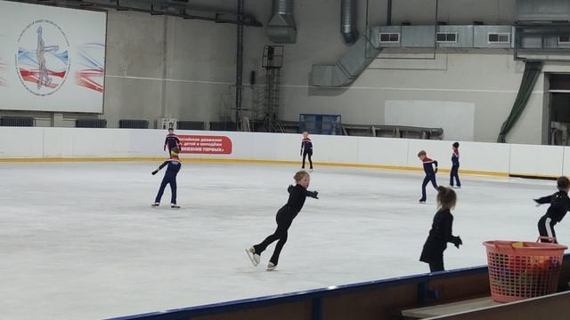 VID_20250830_192410.mp4