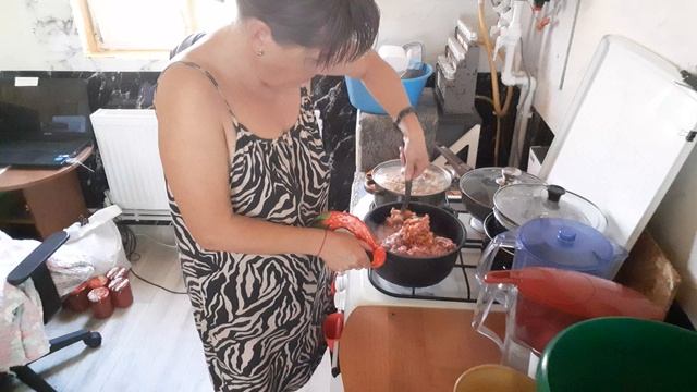 Жизнь в Деревне,  Заморозка полуфабрикаты