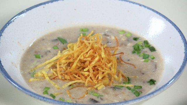 Кухня по заявкам | Картофель пай: Салат, Грибной суп, Куриное филе с чимичурри | Илья Лазерсон /359