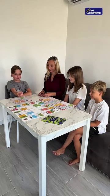 Семейная настольная игра для детей с полем "Лайки" от Give Creative, для компании, карточная