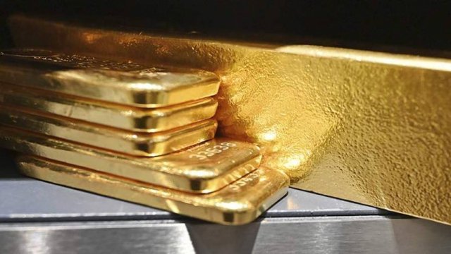Эксперт назвал причины роста стоимости золота