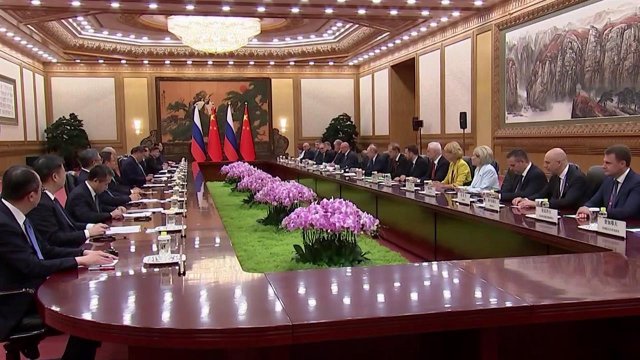 Лидеры России и Китая обсудили двусторонние отношения, вопросы мировой и региональной политики