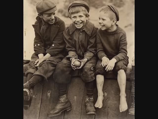 Видеоальбом с ожившими фото