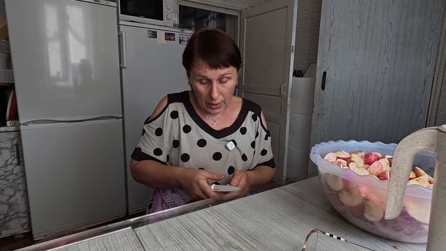 Надо ускоряться! Жизнь простых людей в деревне