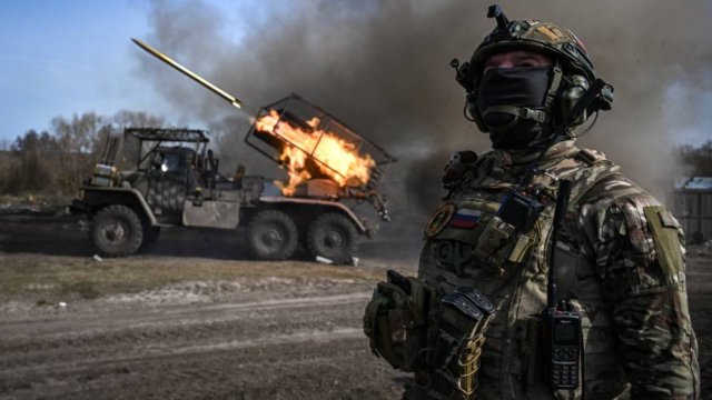 «Град» разгромил опорный пункт ВСУ. Лучшее видео из зоны СВО