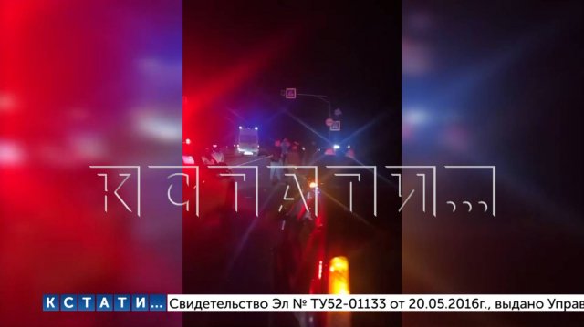 Пешехода сшибли на тёмном переходе, а потом лежащего несколько раз переехали другие автомобили